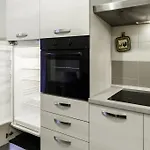 In Fiera 8 Superior Front Fair Apartment