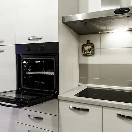 In Fiera 8 Superior Front Fair *