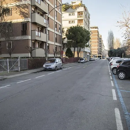 In Fiera 8 Superior Front Fair *