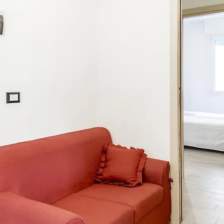 Apartment In Fiera 8 Superior Front Fair