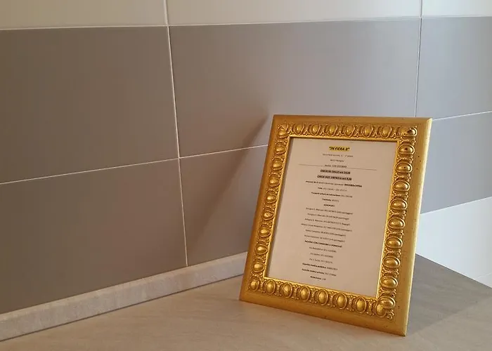 In Fiera 8 Superior Front Fair * Bolonha