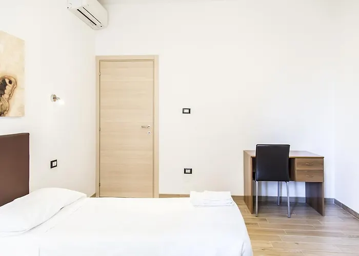 In Fiera 8 Superior Front Fair *