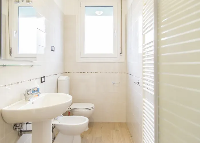 In Fiera 8 Superior Front Fair Apartment *