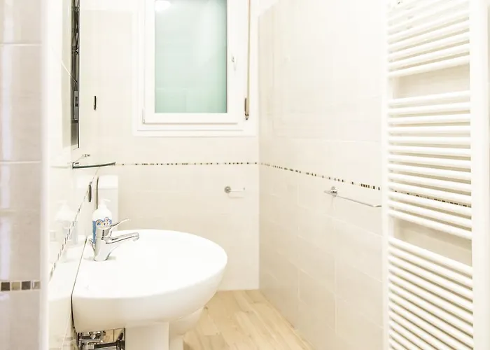 In Fiera 8 Superior Front Fair *