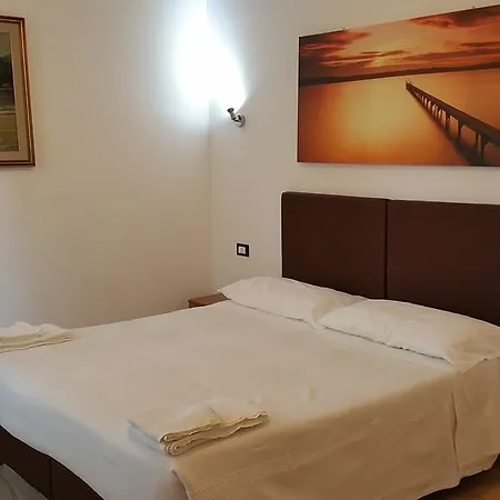 In Fiera 8 Superior Front Fair * Bolonya