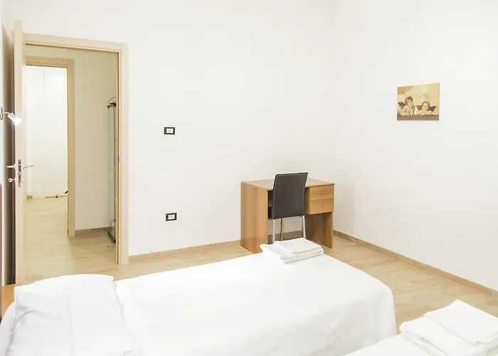 In Fiera 8 Superior Front Fair