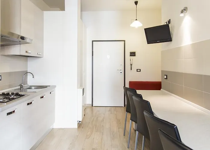 In Fiera 8 Superior Front Fair